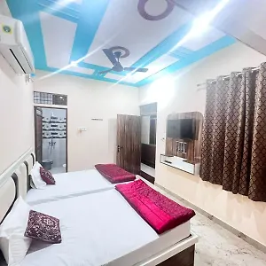  Homestay The Orchid - Walkable Distance From Taj Mahal India