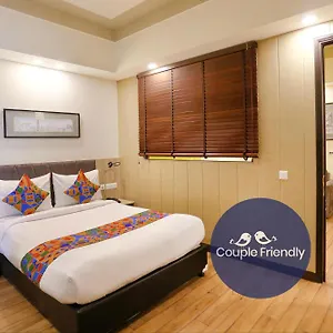Hotel Fabhotel Sapphire 83