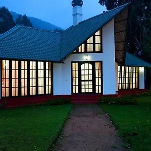 **** Hotel Camp Noel India